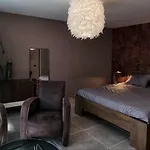 Bed and Breakfast La Chevre Folle - Lodging And Cooking In Style 4*