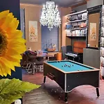 B&B La Chevre Folle - In Style Featuring A Free Basic Breakfast
