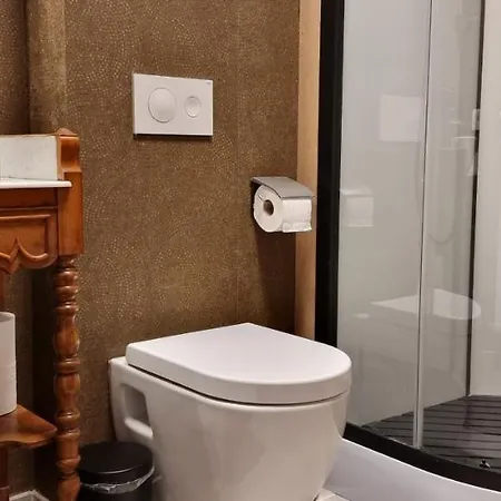 Logies La Chevre Folle - & Cooking In Style With Shared Kitchen Остенде