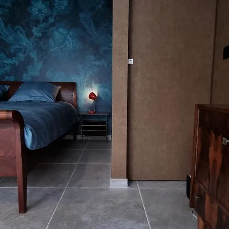 Bed and Breakfast Logies La Chevre Folle - & Cooking In Style With Shared Kitchen *