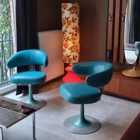 La Chevre Folle - In Style With Free Basic Selfservice Breakfast 4* 오스텐드