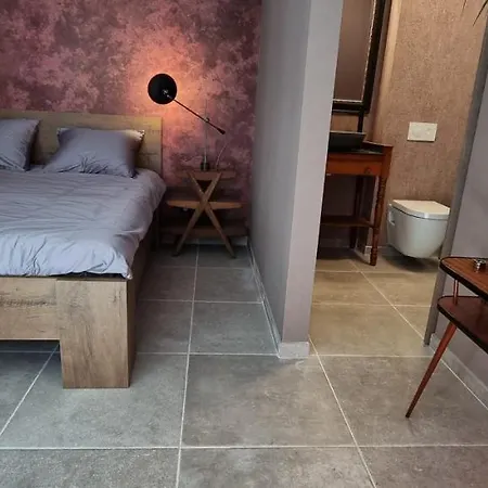 Logies La Chèvre Folle Bed & Breakfast Ostenda