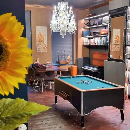 Bed and Breakfast Logies La Chevre Folle - & Cooking In Style With Shared Kitchen