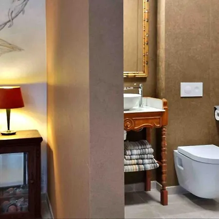 Logies La Chevre Folle - & Cooking In Style With Shared Kitchen