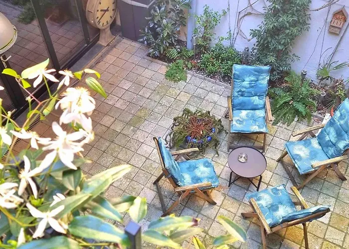 Logies La Chevre Folle - & Cooking In Style With Shared Kitchen B&B 4*