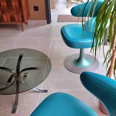 Alojamento de Acomodação e Pequeno-almoço Logies La Chevre Folle - & Cooking In Style With Shared Kitchen Ostend