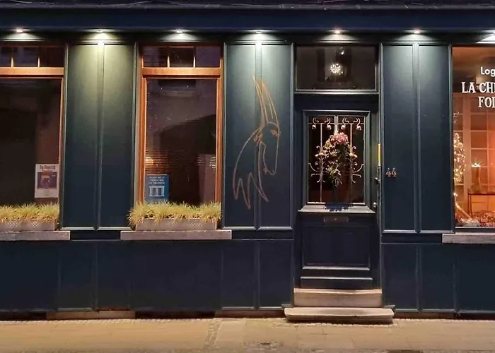 Logies La Chevre Folle - & Cooking In Style With Shared Kitchen Alojamento de Acomodação e Pequeno-almoço